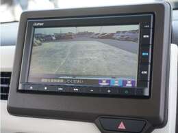 ◆バックカメラ◆リバースにするだけで映ります、後方の安全確認や、狭い駐車場での車庫入れ、雨の日や夜間など視界の悪い時に便利です！安全にバックする為には欠かせない装備です。
