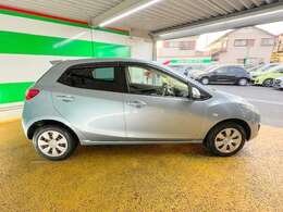 禁煙車です！また、ミラーウインカー・プライバシーガラス付きです！