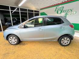 外装も特に目立つキズ等も無くキレイです！お探しの方はお早めに！全国納車も可能です！実際に現車確認が難しい当店より遠方の方でも一度ご相談下さい！