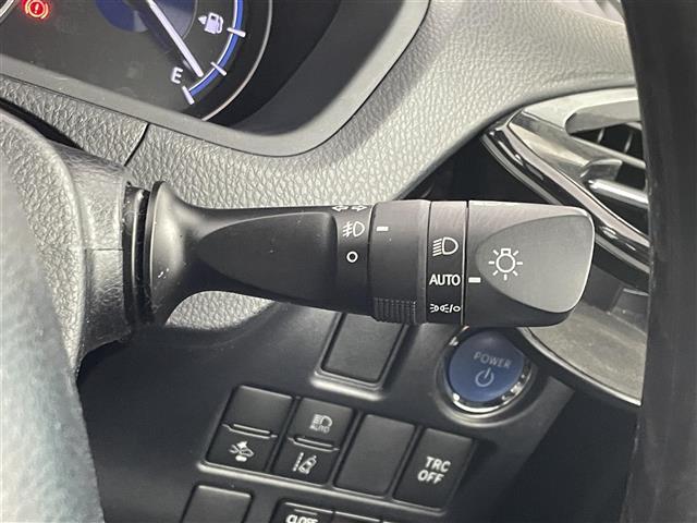 【運転席操作部】快適なドライブを楽しむための機能が装備されています！運転席から触れるので、使いやすいです！除菌プランいれていただくと、さらに清潔で安心していただけます！