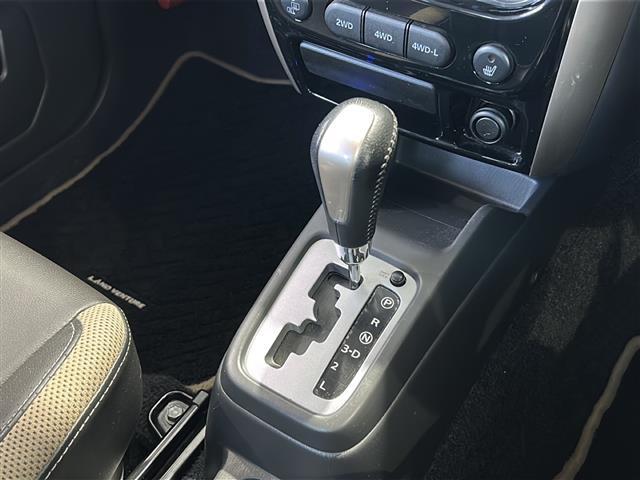 店舗にて現車の確認もいただけますので、お電話で在庫のご確認の上、是非ガリバー黒部店までご来店くださいませ！！！
