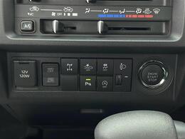 ガリバーグループでは主要メーカー、主要車種をお取り扱いしております。全国約460店舗の在庫の中からお客様にピッタリの一台をご提案します。