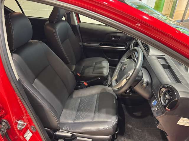 運転席・助手席シートヒーター♪
