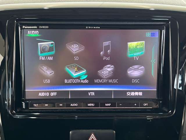 社外SDナビ（CN-RE03D）を装着しています。Bluetooth（ブルートゥース）接続/CD・DVD再生/フルセグ視聴など使用できます。