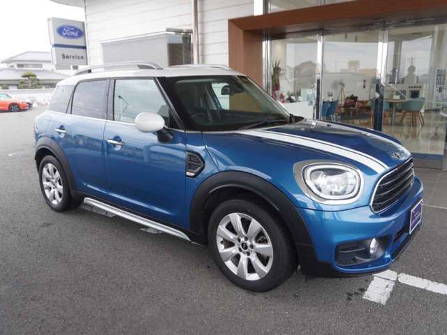 徳島県にて輸入車ディーラーを30年以上運営してきた『ノヴィルグループ』ならではの、安心整備（バッテリー新品交換など）にてお客様にご納車させて頂きます。