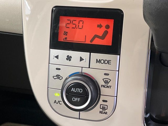 【オートエアコン】温度を設定するだけで室内を快適に保ちます。