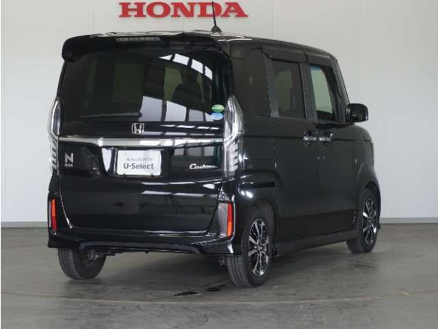 車両本体価格以外に必要な諸費用を含めたお支払い総額で検討して下さい！車両価格は安いけど諸費用が高い！なんてことにならないように当店は購入に必要な金額＝総額を表示しております！