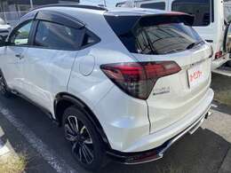 お客様が長く、安心して乗ることができる車を販売することを心がけております。