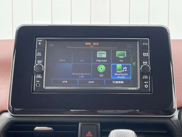 様々なオーディオ機能が運転中の負担を和らげます！！