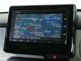 ◆バックカメラ◆リバースにするだけで映ります、後方の安全確認や、狭い駐車場での車庫入れ、雨の日や夜間など視界の悪い時に便利です！安全にバックする為には欠かせない装備です。