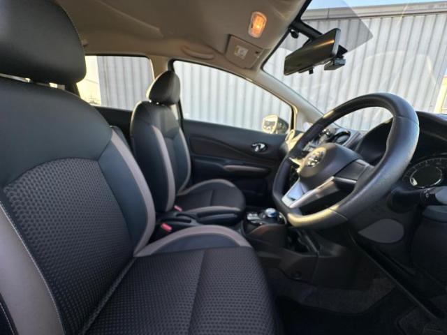 「この車の写真をもっと見たい」「状態が気になる」「この装備はついている？」どんな小さな疑問でもお気軽にお問い合わせください！