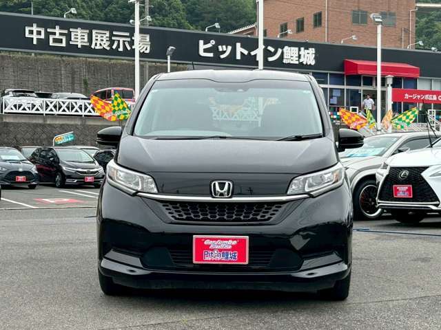 日本全国何処でも登録納車応対いたします。2年間の全国対応可能な保証も完備しており県外の方も安心です（広島県内の方も可能です）車種年式で保証料が変わりますのでご相談ください。