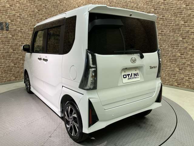 ■遠方にお住まいの方へ■　当社ではお車の販売を大阪府・和歌山県に在住のお客様のみとさせていただいております。誠に勝手ながら、ご理解とご協力を賜りますようお願い申し上げます。