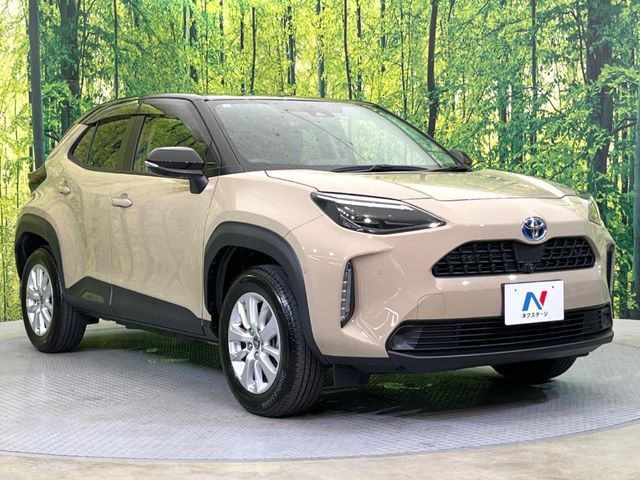 大好評のボディコーティング「弾スプラッシュコート」もご納車までに施工可能。通常のガラスコートと異なる、耐久年数6年の無機質ガラスコーティングが、ボディをキレイな状態に保ってくれます。