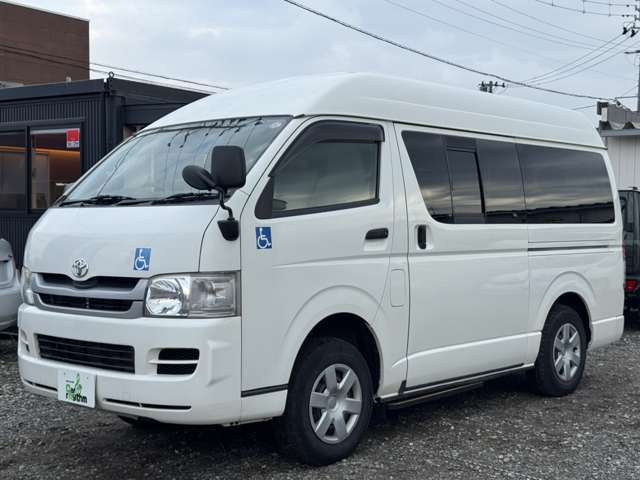 当社の車両をご覧いただき、ありがとうございます！秋田市土崎に新しくオープンした中古車販売店Car　rhythm（カーリズム）です！