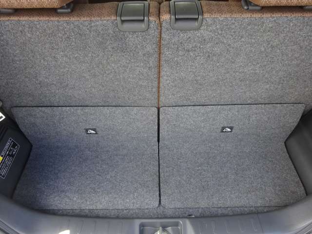 トランクもきれいです。