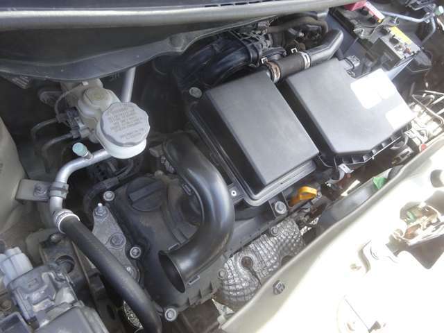 R06Aタイミングチェーン式エンジンなので10万キロを超えてもタイミングベルト交換の必要はありません！バッテリーと補機ベルトは交換して納車します。