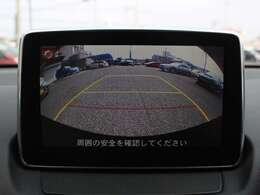 ナビ搭載ですので道に迷うことなく楽しくドライブ！Bカメラも装備しており駐車もラクラクです★