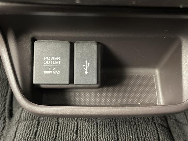【運転席操作部】快適なドライブを楽しむための機能が装備されています！運転席から触れるので、使いやすいです！除菌プランいれていただくと、さらに清潔で安心していただけます！