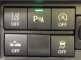 【スズキ　セーフティサポート】走行中に前方の車両等を認識し、衝突しそうな時は警報とブレーキで衝突回避と被害軽減をアシスト。より安全にドライブをお楽しみいただけます。