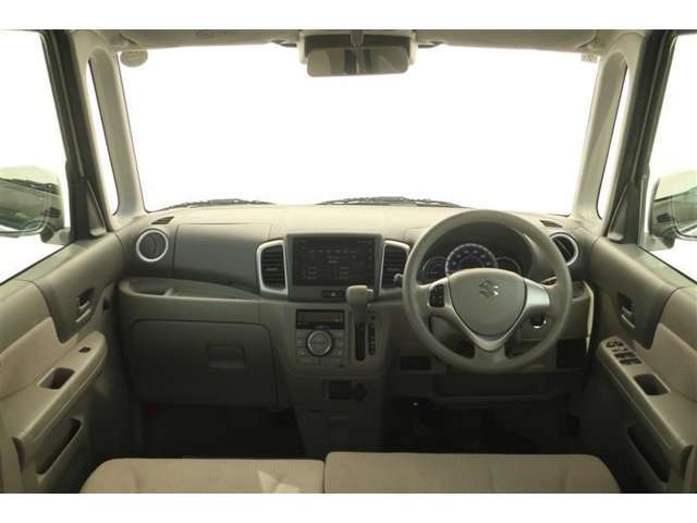 すっきりとした運転席回り☆