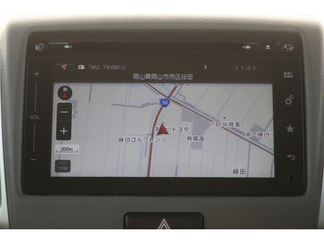 ナビ付きなので知らない道でもスイスイ走れます。もう道に迷うことはありません！