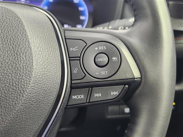 【運転席操作部】『運転席周辺の装備』の画像になります。快適なドライブを楽しむための機能が装備されています！運転席から触れるので使いやすいです！