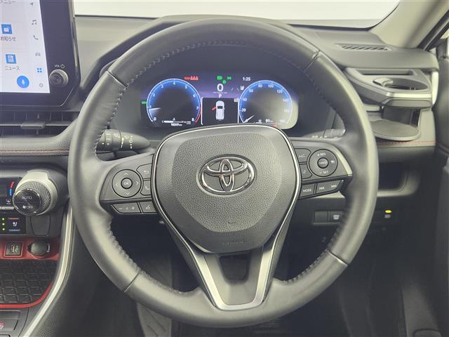 【ハンドル】『ハンドル/ステアリング』の画像になります。写真の内容に関してご不明点、ご質問等がございましたらお気軽にガリバー店舗までお問い合わせください。