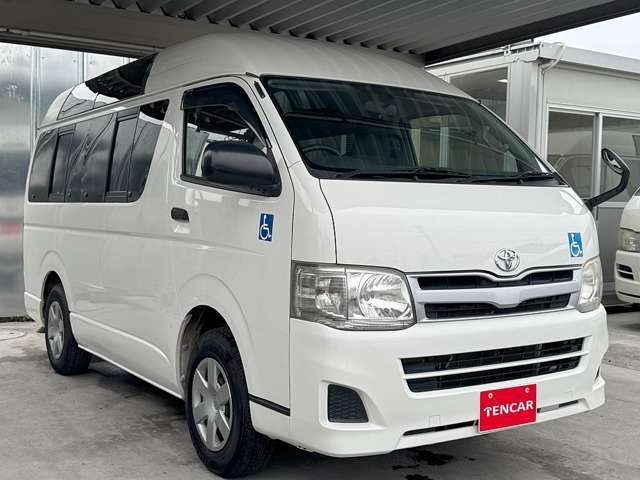 ■クリーニング■車両掲載前には簡易クリーニングを行っております■シートや内張などの細部を含めた全体的なクリーニングも別途承っております■運転席、リアシート、天張りのみの部分施工も可能です■
