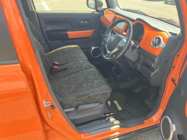 「この車の写真をもっと見たい」「状態が気になる」「この装備はついている？」どんな小さな疑問でもお気軽にお問い合わせください！