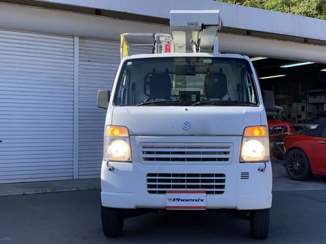 アイチコーポレーション高所作業車☆パートタイム4WD☆5速マニュアル車☆オンダッシュナビ☆バックモニター☆AM/FMラジオ☆クリアランスソナー☆ETC☆社外キーレスエントリー☆ドアバイザー☆禁煙車