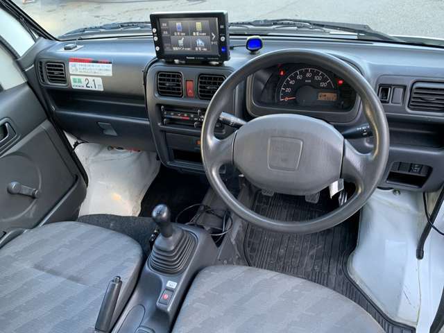 アイチコーポレーション高所作業車☆パートタイム4WD☆5速マニュアル車☆オンダッシュナビ☆バックモニター☆AM/FMラジオ☆クリアランスソナー☆ETC☆社外キーレスエントリー☆ドアバイザー☆禁煙車