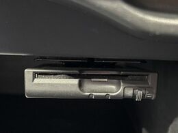 【ETC】高速道路の料金所をストレスなく通過！話題のスポットやサービスエリアに多い「スマートIC」利用時は必須のアイテムです。当店でセットアップを実施、ご納車当日からすぐにご利用いただけます！