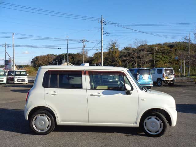 県外のお客様もご納車にご来店いただければ県外登録全国一律万円にて