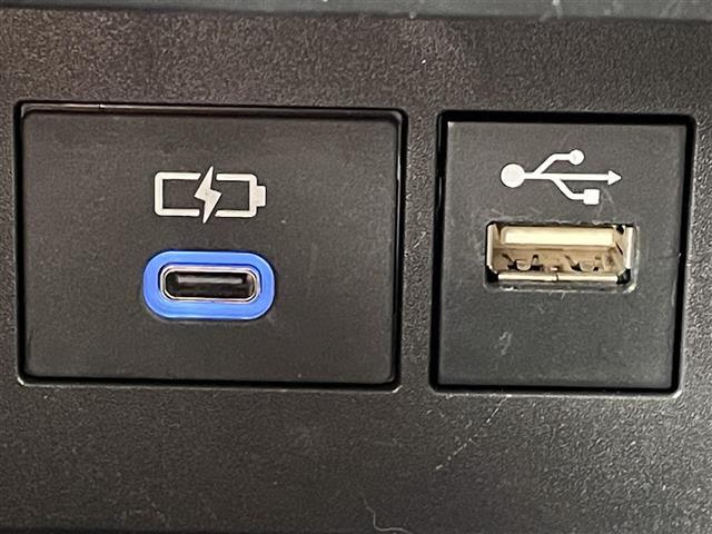 【運転席操作部】快適なドライブを楽しむための機能が装備されています！運転席から触れるので、使いやすいです！除菌プランいれていただくと、さらに清潔で安心していただけます！