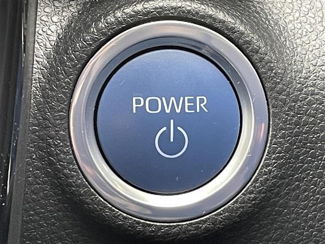 【運転席操作部】快適なドライブを楽しむための機能が装備されています！運転席から触れるので、使いやすいです！除菌プランいれていただくと、さらに清潔で安心していただけます！