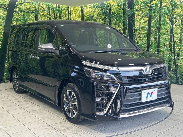 大好評のボディコーティング「弾スプラッシュコート」もご納車までに施工可能。通常のガラスコートと異なる、耐久年数6年の無機質ガラスコーティングが、ボディをキレイな状態に保ってくれます。