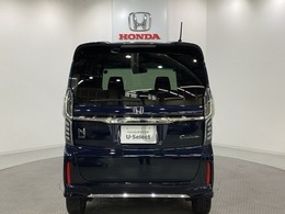 【Honda認定中古車 U-Select】　は3つの安心をお約束します。　1　Hondaのプロが整備した安心。 2　第三者機関がチェックした安心。　3　購入後もHondaが保証する安心。