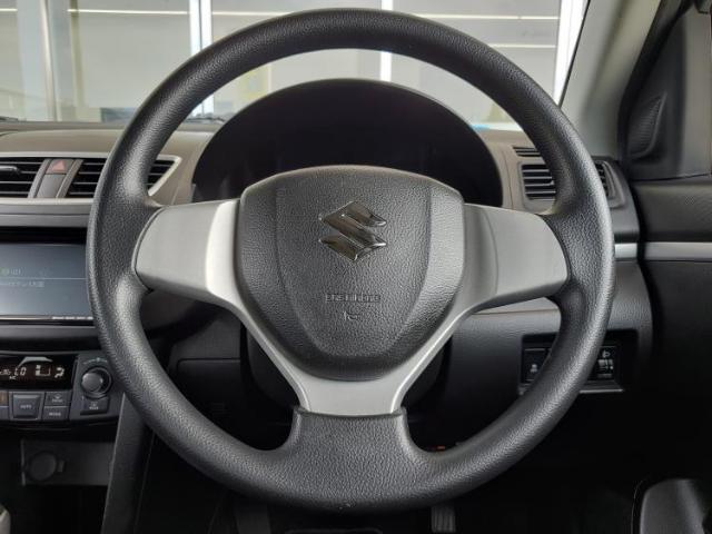車選びにはお悩みがつきものです！具体的な購入までは検討していないけど車は気になるというお客様も大歓迎です！是非中古車購入の第一歩のお手伝いをさせてください！
