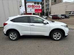 コンパクトSUVで扱いやすい車です♪