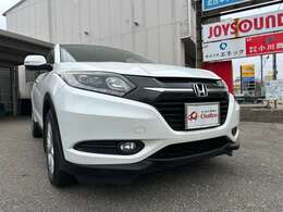 安全装置ホンダセンシングのついた状態のいいヴェゼル入荷しました☆