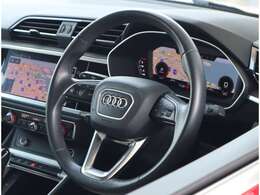 Audi車はどのお車をお選びいただいてもレザーハンドルです。そこにはAudiのこだわりがあり質感の高いレザーでしっかりと手に馴染んでくれます。