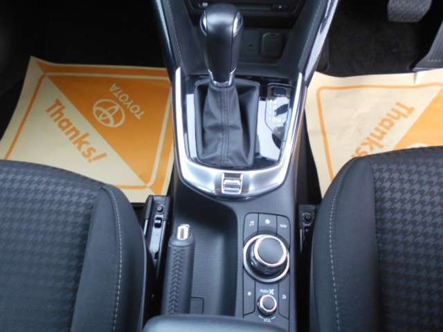 当店は車のプロ集団です。なにかお困りのことなどがございましたら、いつでもご相談ください。親切・丁寧をモットーに対応させて頂きます。