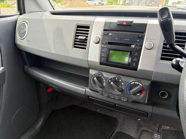運転席操作部です。不明点はお気軽にご質問ください♪