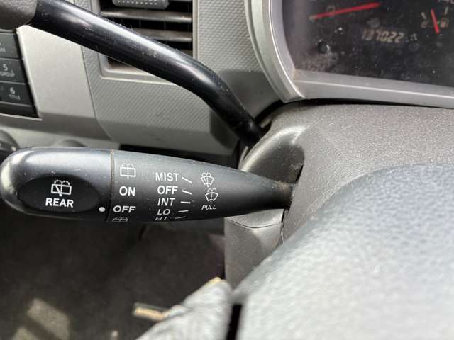 運転席操作部です。不明点はお気軽にご質問ください♪
