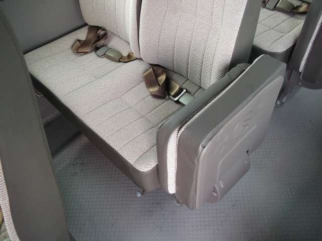 ☆シートのクッションも固くなく柔らかくも無く、低反発マットの様な座り心地です！