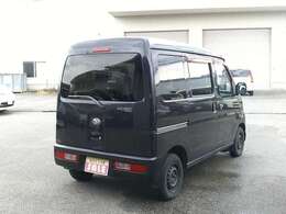 車業界20年以上のベテランスタッフがお客様のカーライフをサポート致します。車両販売、保険、整備、鈑金塗装、などお気軽にご相談下さい。