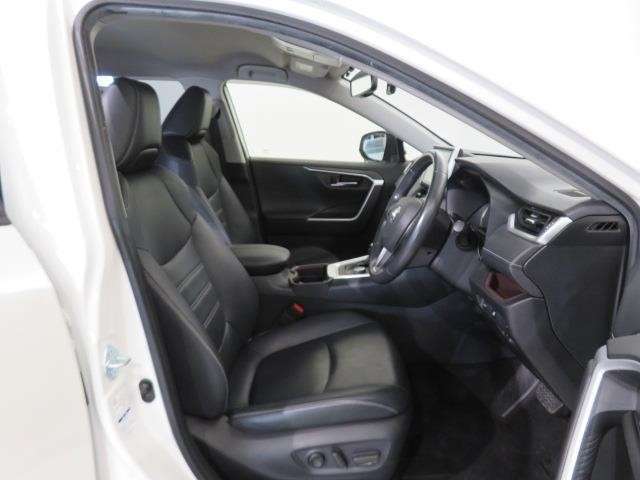 【運転席・助手席】です！実際お座りいただくのが分かりやすいと思いますので、ぜひお気軽にご来店ください♪状態もいいですよ☆