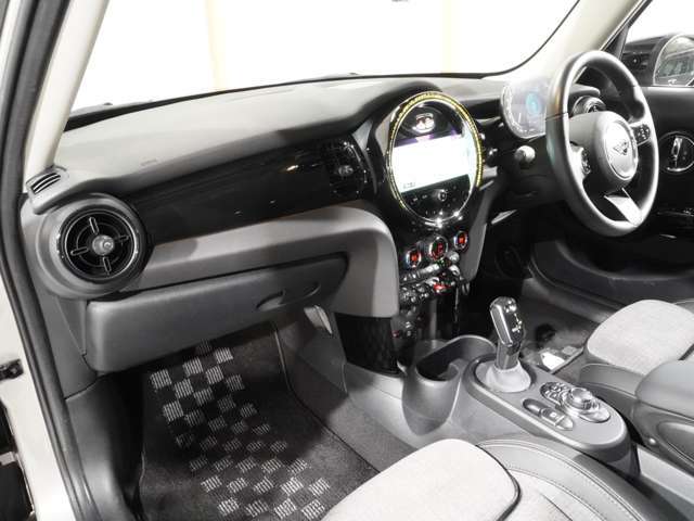 ■専門店ならではの「ミニクーパーの選び方」をHPで公開中！■詳しくは当社HPまでどうぞ ■ミニはやっぱりミニ専門店で！