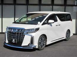 ご納車後のメンテナンスもお任せ下さい！当店は車買取・販売だけではなく、整備ピットも併設しております！キッズスペースもご準備してご家族皆様でご来店いただけるお店となっております。